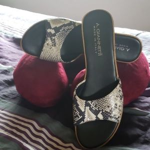 👉FAUX SNAKE SKIN SANDALS👈